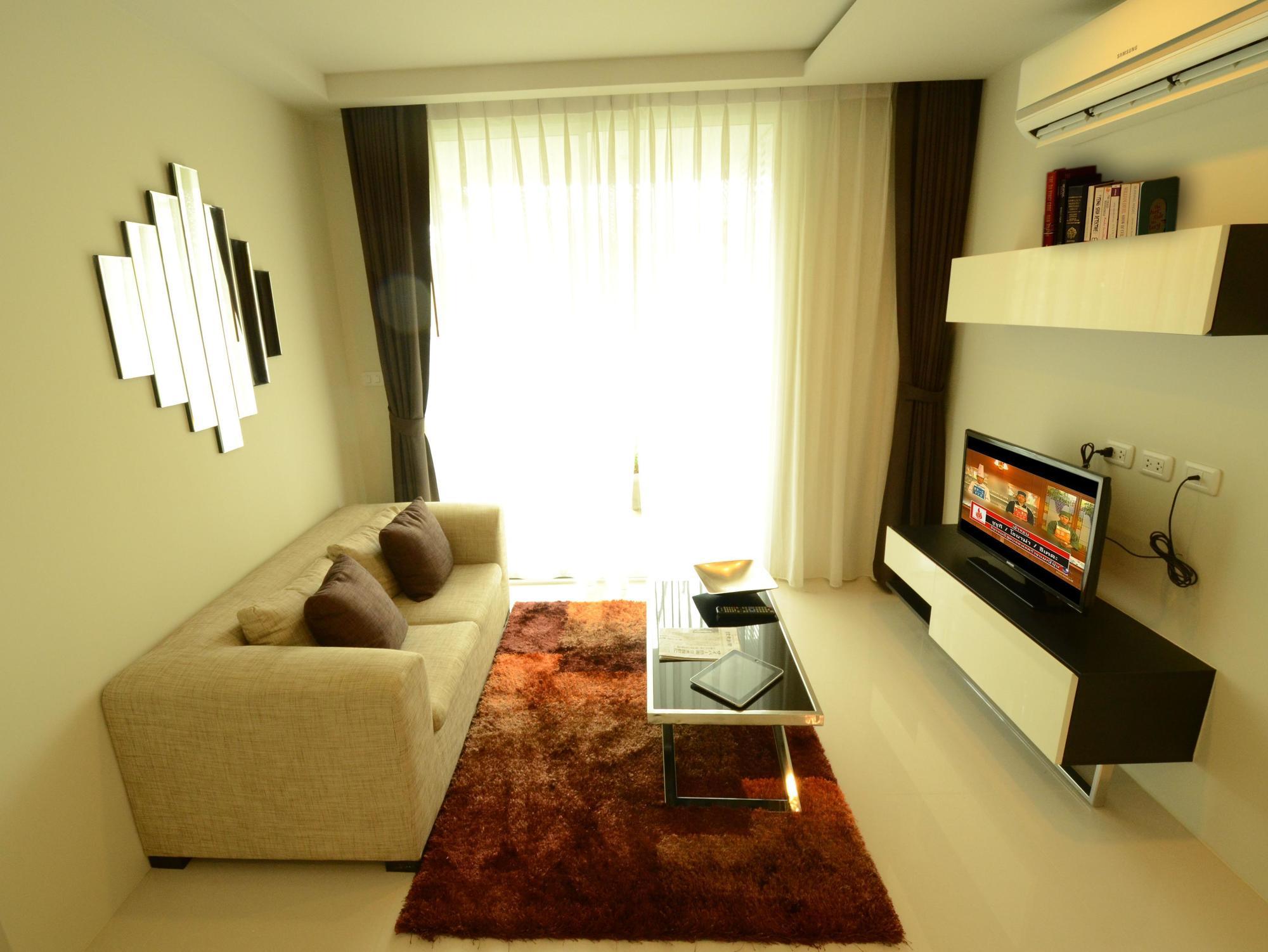 Beverly 33 By Aspira Bangkok Exterior photo