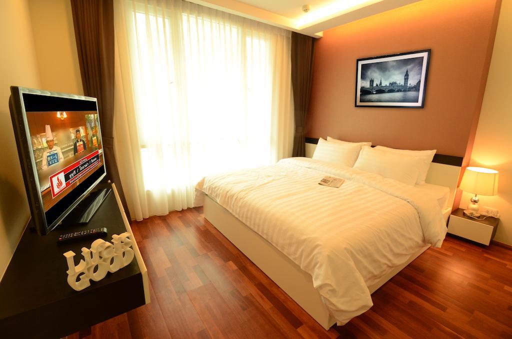 Beverly 33 By Aspira Bangkok Room photo