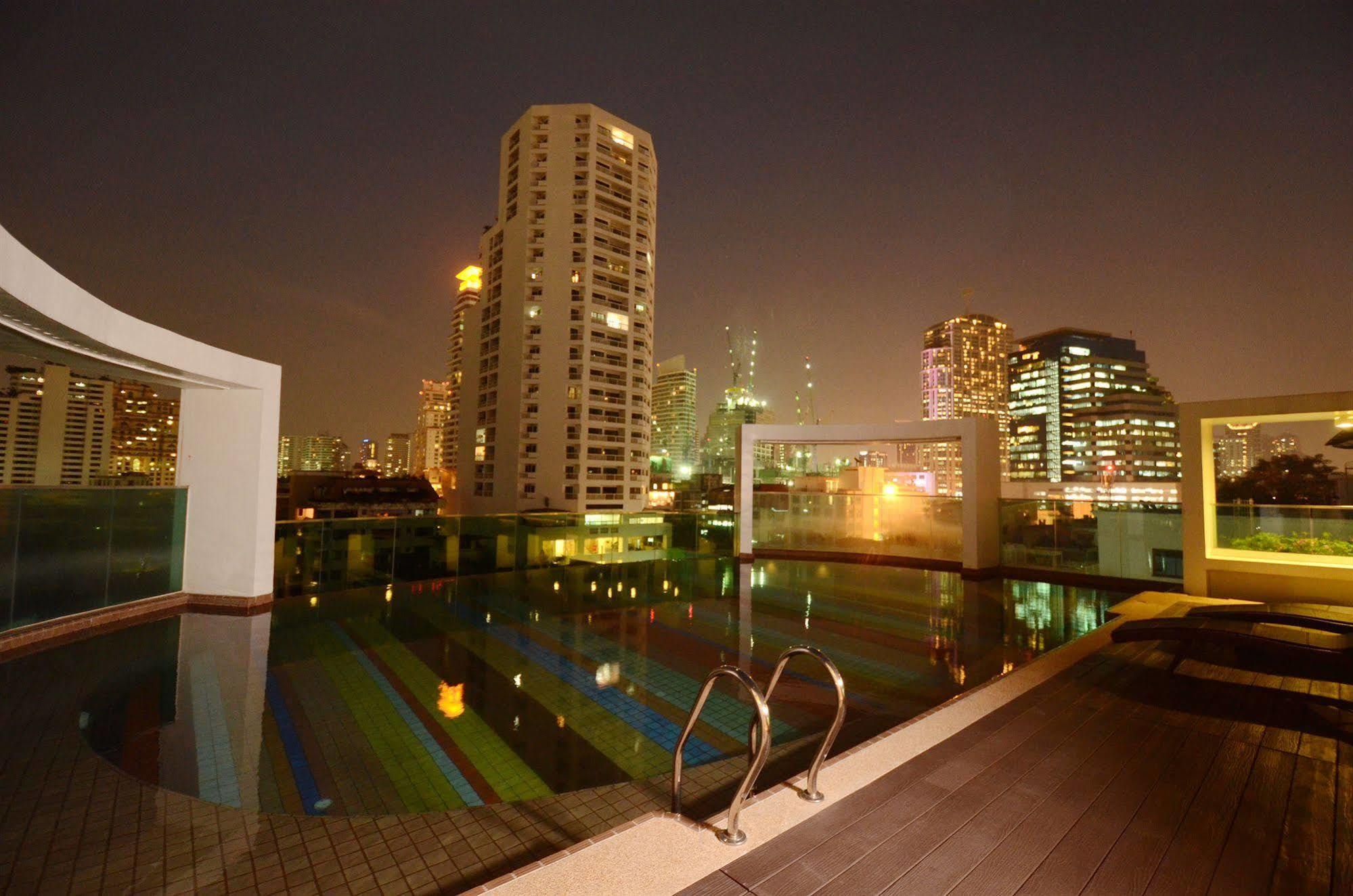 Beverly 33 By Aspira Bangkok Exterior photo